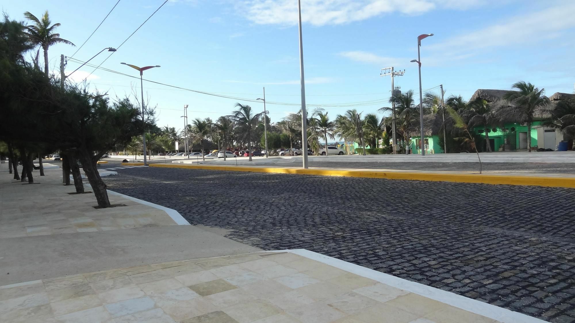Pousada E Pizzaria Sol E Alegria Fortaleza  Buitenkant foto